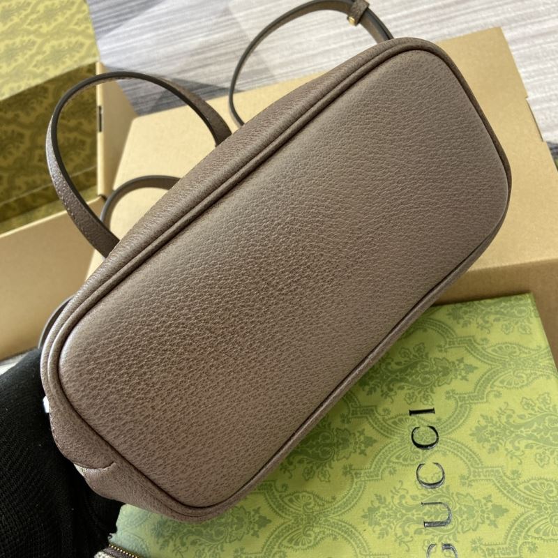 Gvc*1 tote bags